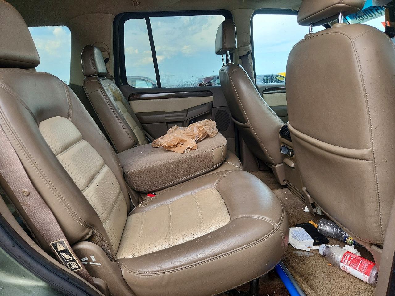 2002 Ford Explorer Eddie Bauer Green vin: 1FMZU64EX2UA52232
