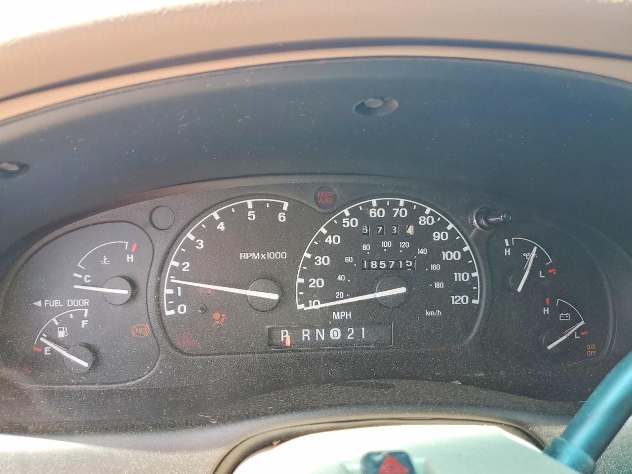 2001 Ford Explorer Eddie Bauer White vin: 1FMZU64P01ZA36351