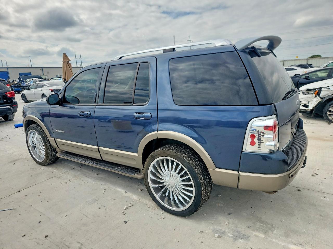 2004 Ford Explorer Eddie Bauer Синий vin: 1FMZU64W34UA86055