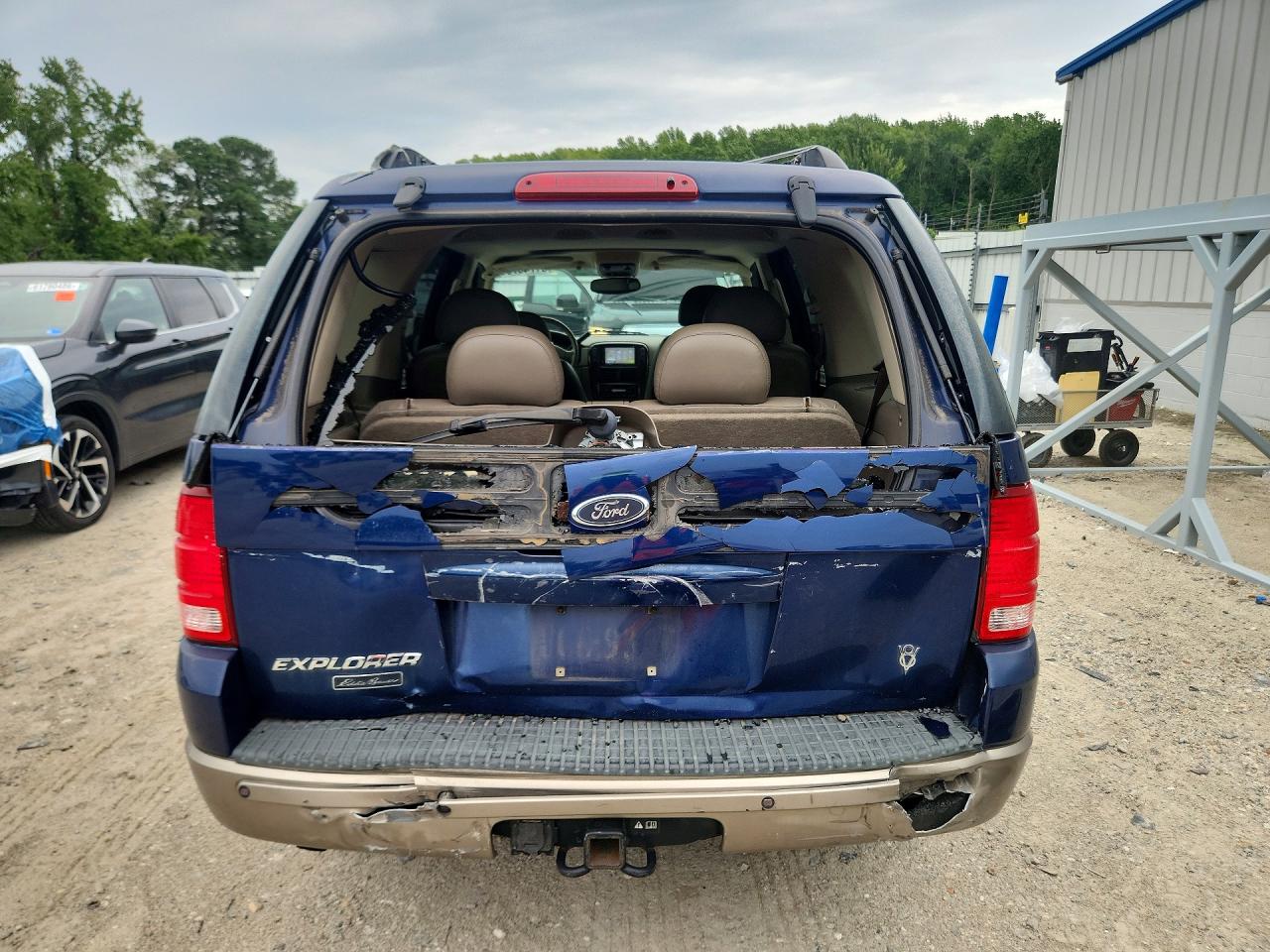 2004 Ford Explorer Eddie Bauer Blue vin: 1FMZU64WX4UA08193