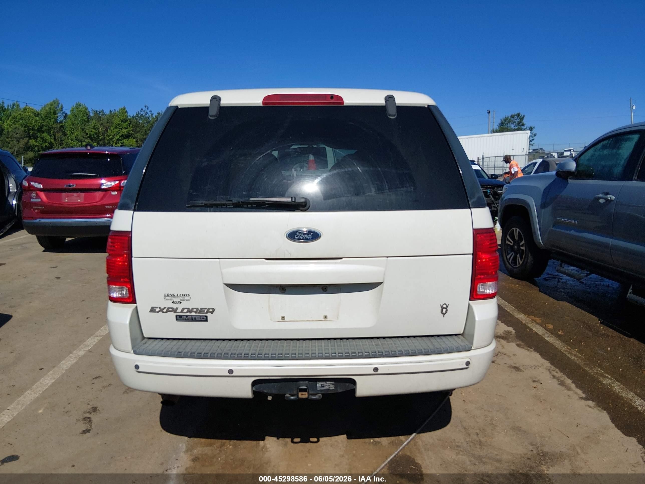 2004 Ford Explorer Limited White vin: 1FMZU65W24ZB21301