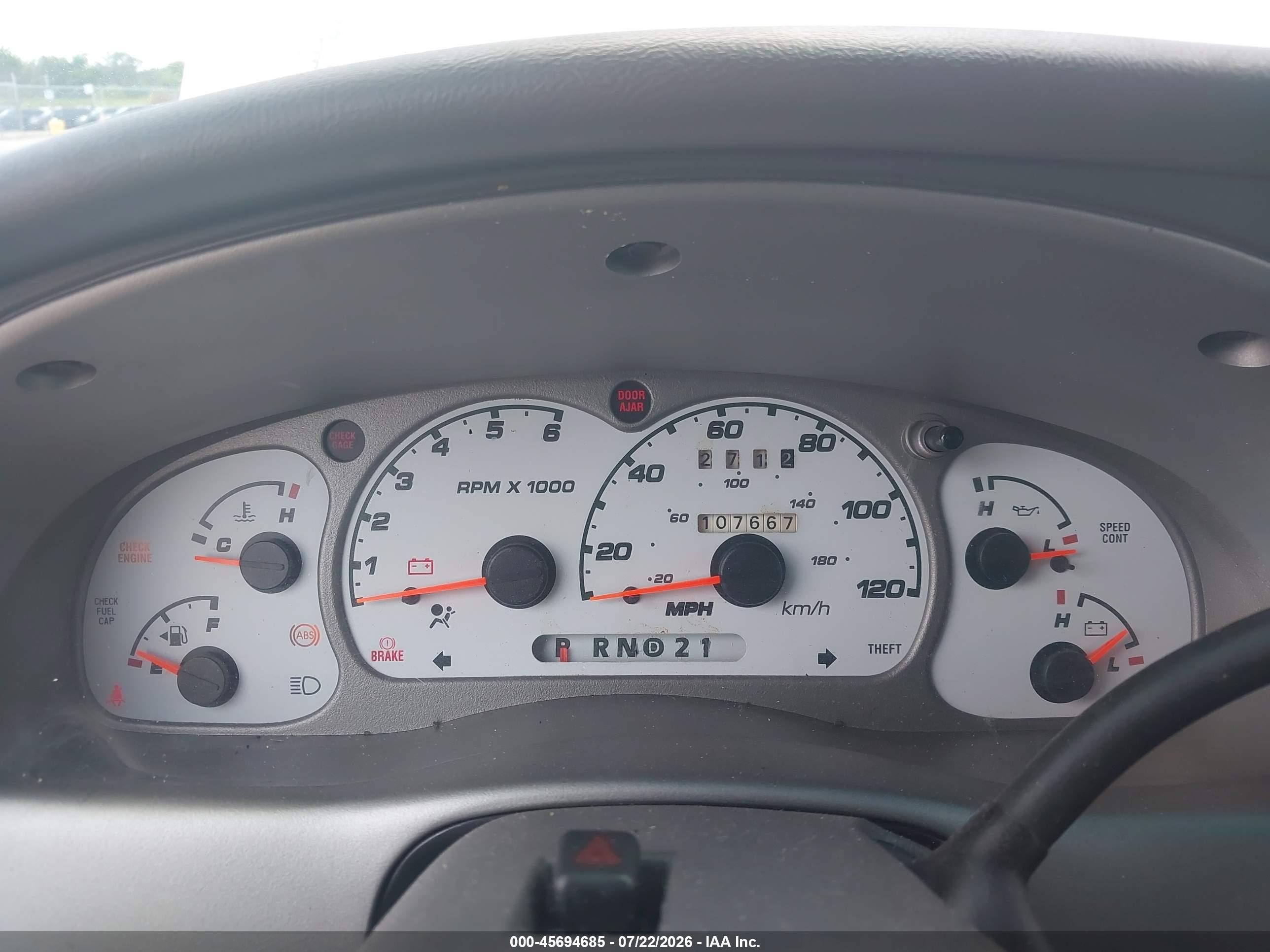 2002 Ford Explorer Sport Trac   Silver vin: 1FMZU67E02UB26530