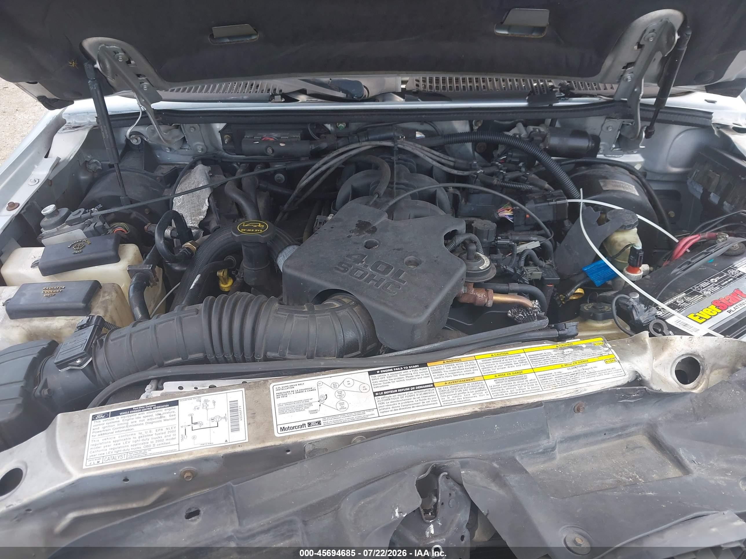 2002 Ford Explorer Sport Trac   Silver vin: 1FMZU67E02UB26530
