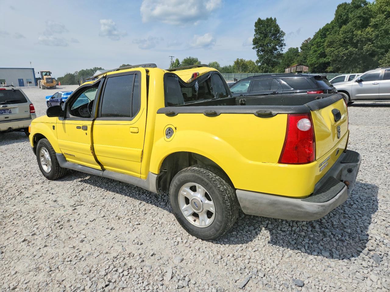 2002 Ford Explorer Sport Trac Yellow vin: 1FMZU67E02UD40305