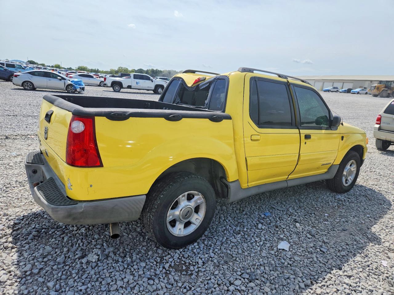 2002 Ford Explorer Sport Trac Yellow vin: 1FMZU67E02UD40305