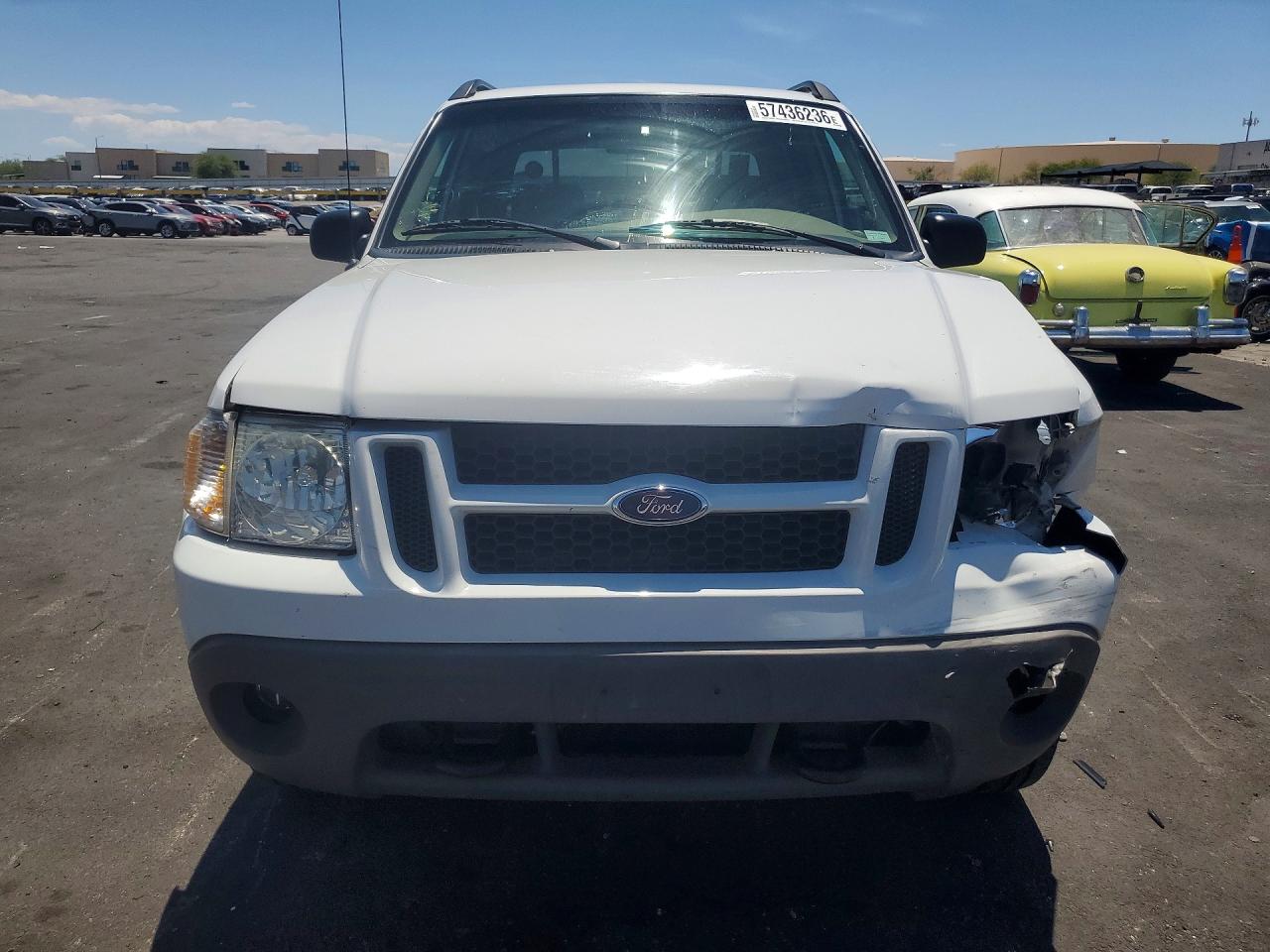 2001 Ford Explorer Sport Trac White vin: 1FMZU67E11UB95757