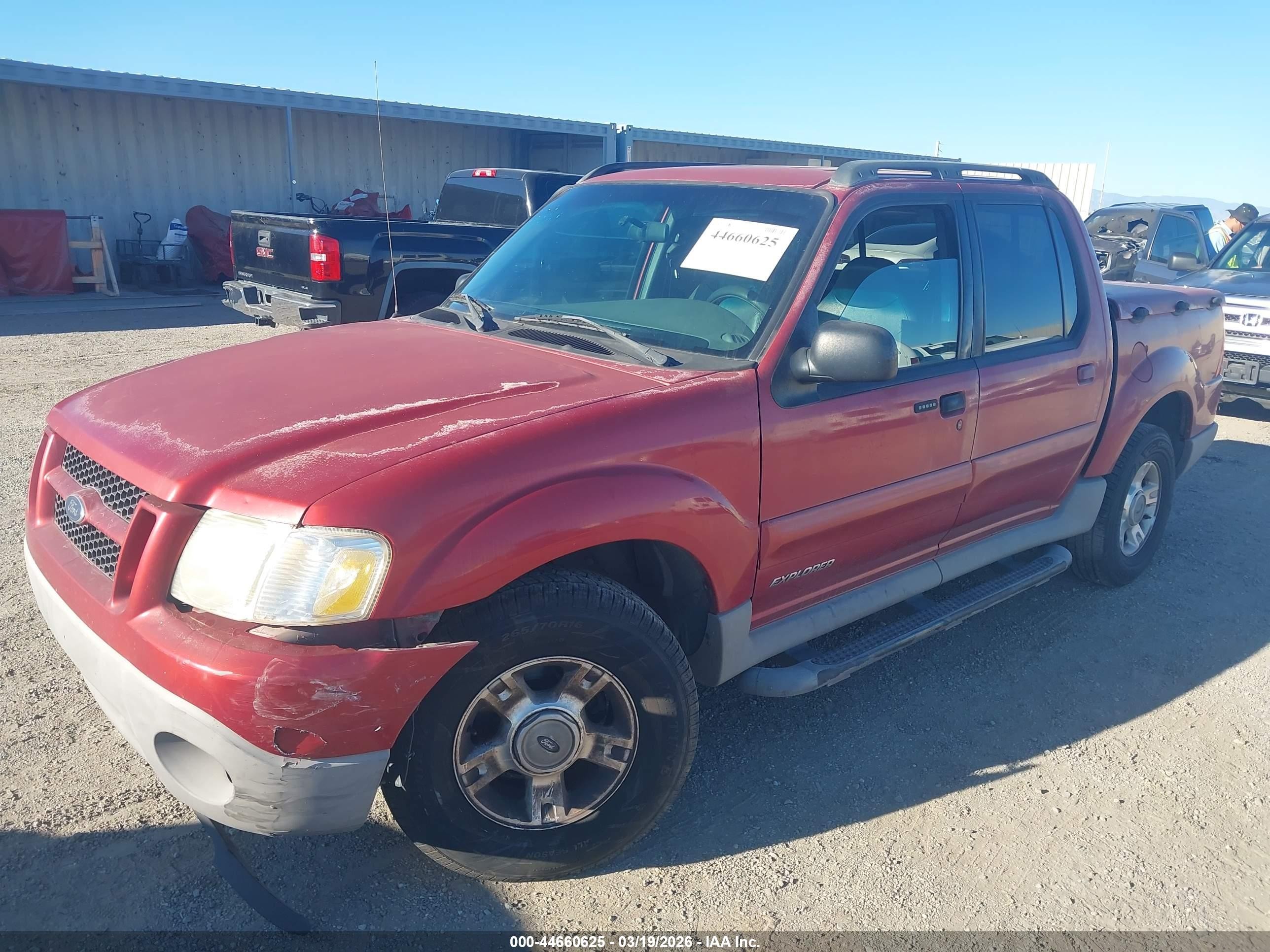 2002 Ford Explorer Sport Trac   Maroon vin: 1FMZU67E22UC38732