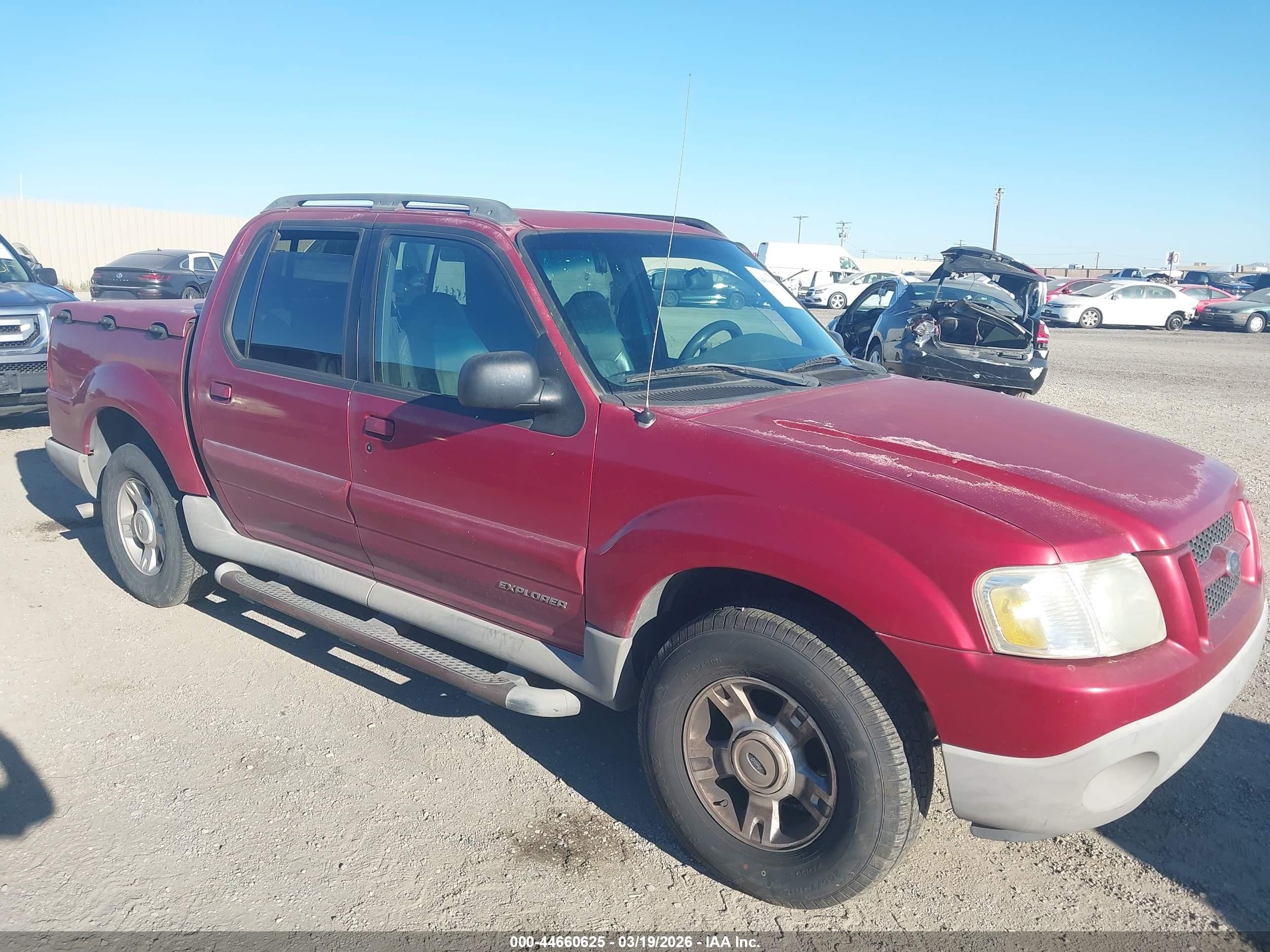 2002 Ford Explorer Sport Trac   Maroon vin: 1FMZU67E22UC38732