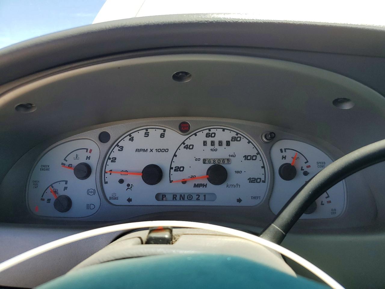 2002 Ford Explorer Sport Trac Серебряный vin: 1FMZU67E22UC69396