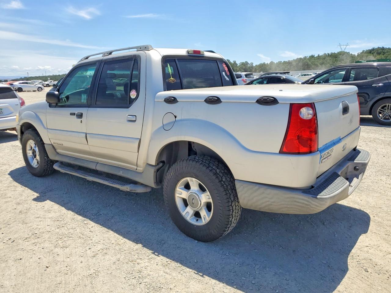 2002 Ford Explorer Sport Trac Серебряный vin: 1FMZU67E22UC69396