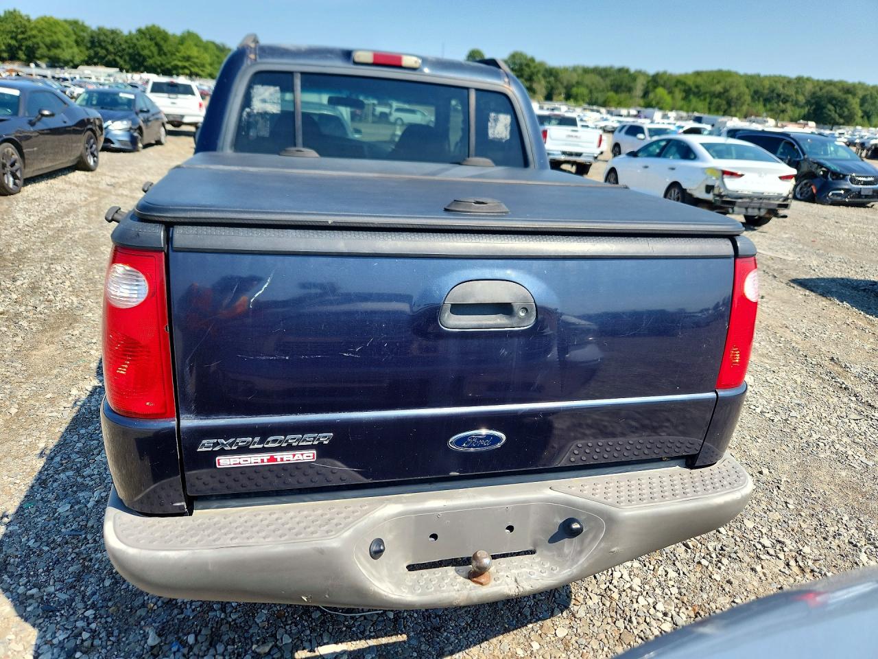 2001 Ford Explorer Sport Trac Blue vin: 1FMZU67E31UB58564