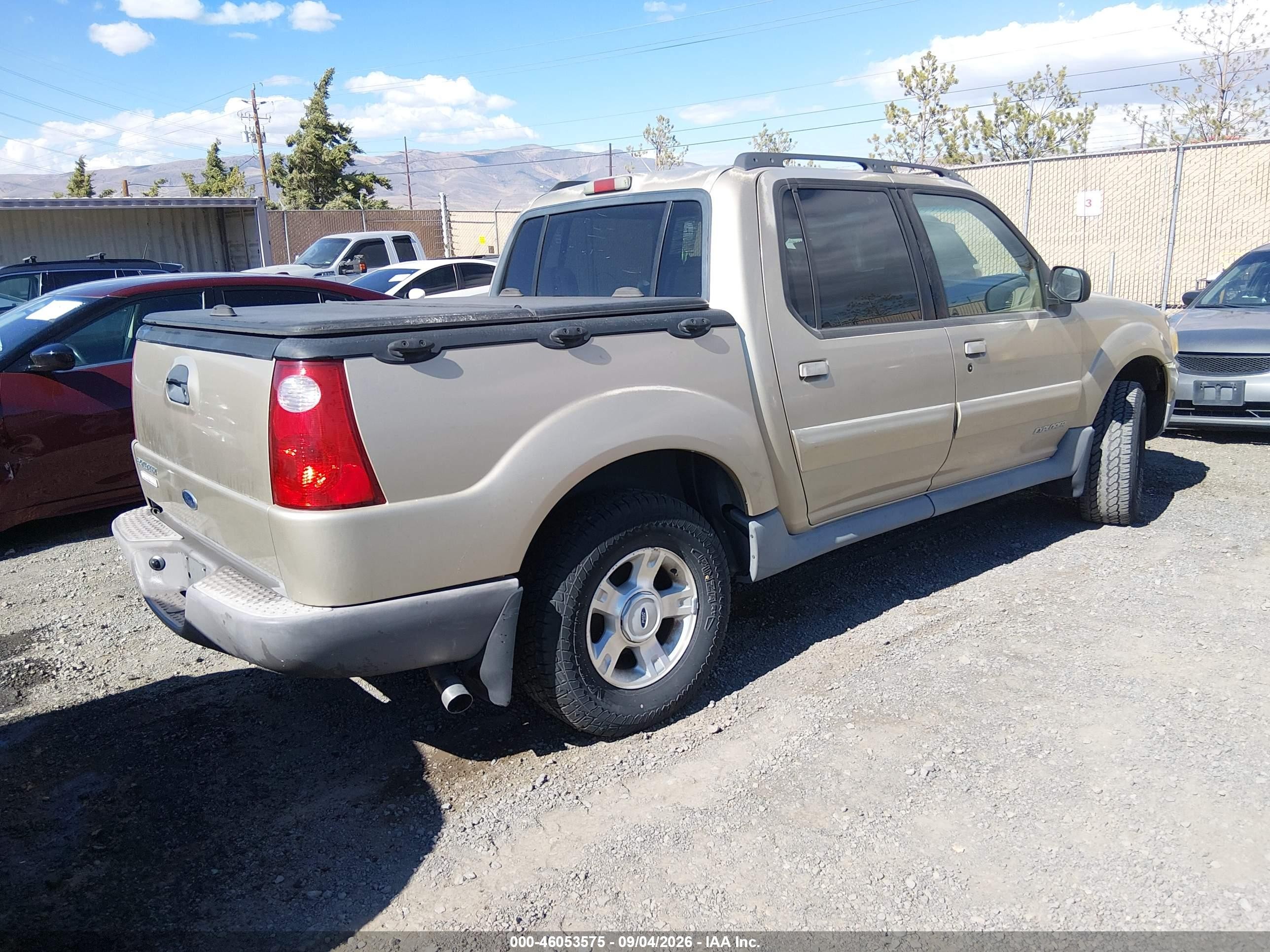 2001 Ford Explorer Sport Trac   Gold vin: 1FMZU67E41UB82307