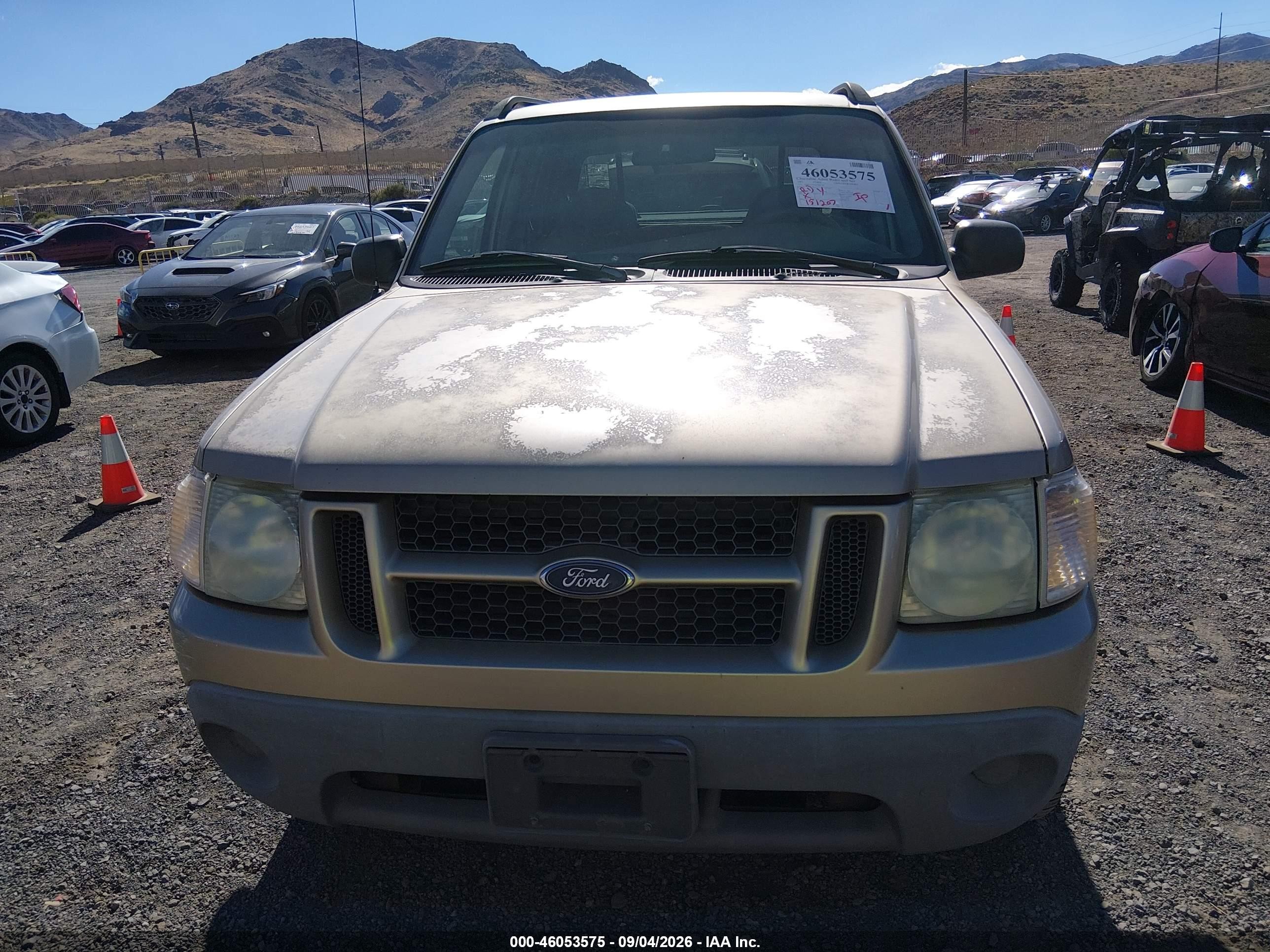 2001 Ford Explorer Sport Trac   Gold vin: 1FMZU67E41UB82307