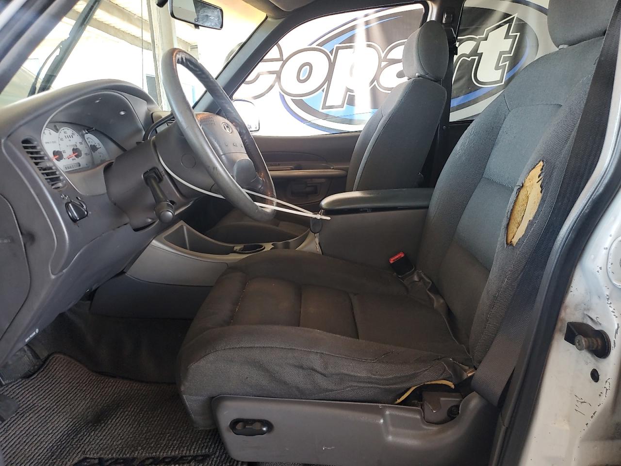 2001 Ford Explorer Sport Trac Белый vin: 1FMZU67E51UB71266