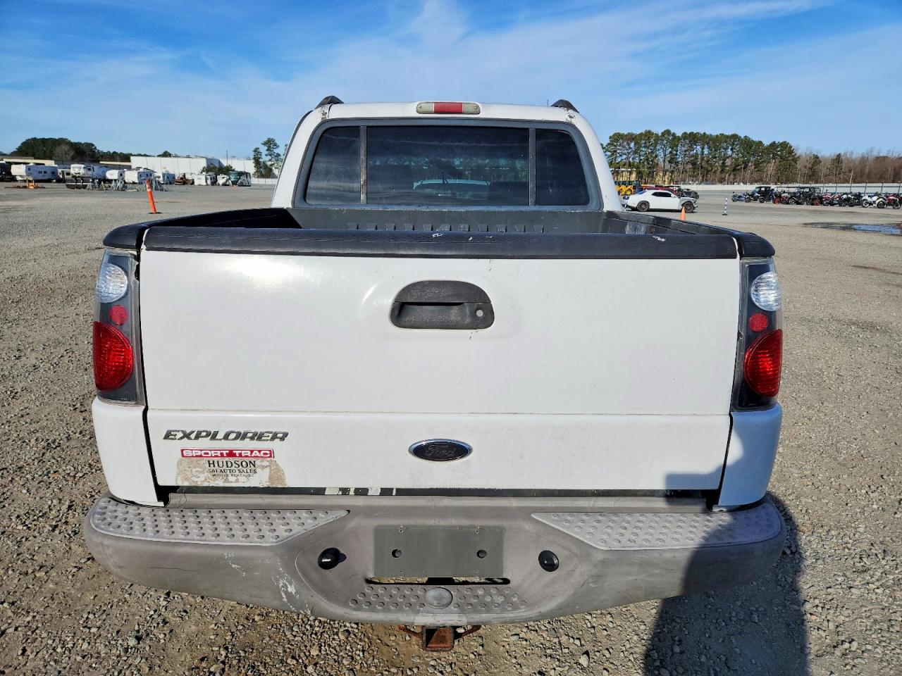 2001 Ford Explorer Sport Trac White vin: 1FMZU67E51UC22961
