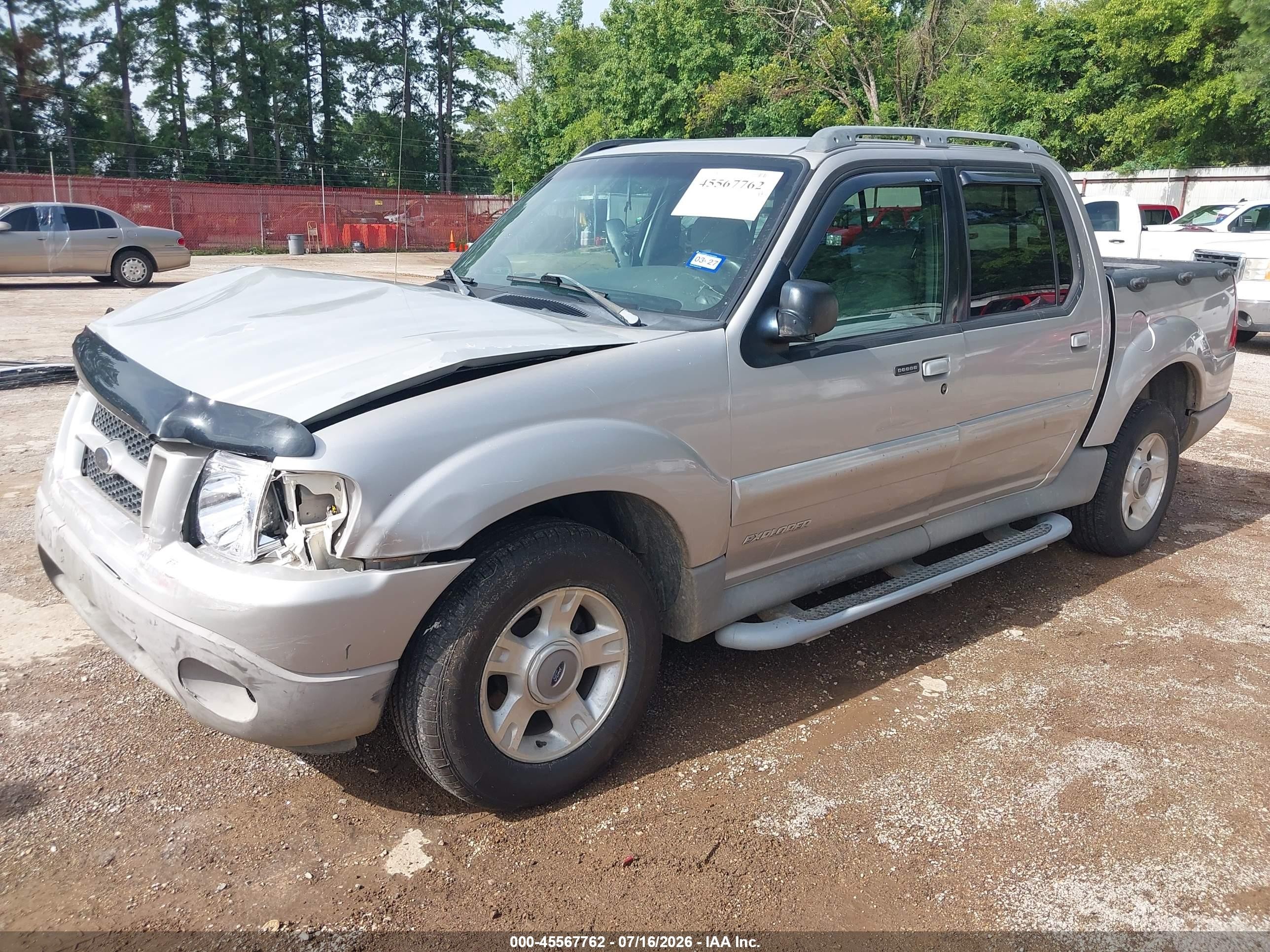 2002 Ford Explorer Sport Trac   Silver vin: 1FMZU67E52UD00107