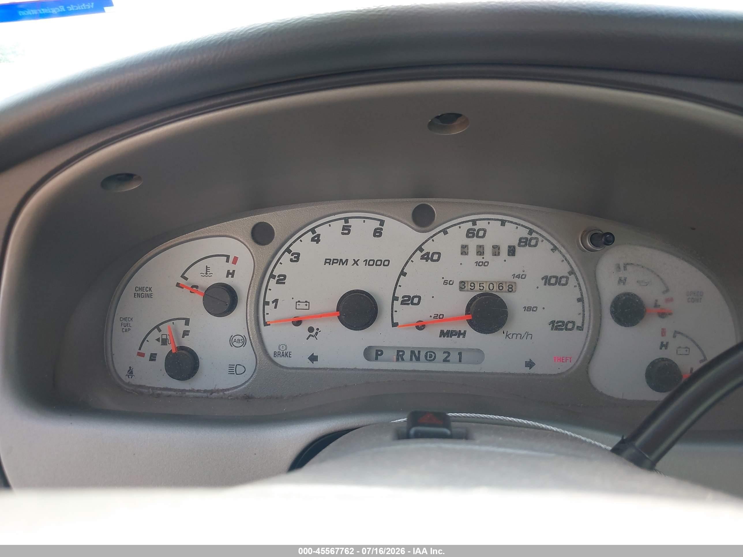 2002 Ford Explorer Sport Trac   Silver vin: 1FMZU67E52UD00107