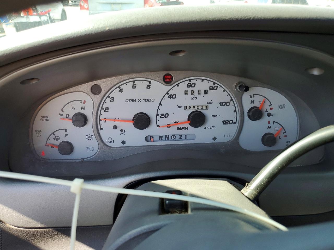 2002 Ford Explorer Sport Trac Белый vin: 1FMZU67E52UD55365