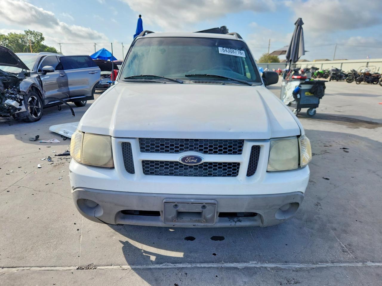 2001 Ford Explorer Sport Trac White vin: 1FMZU67E61UB01498
