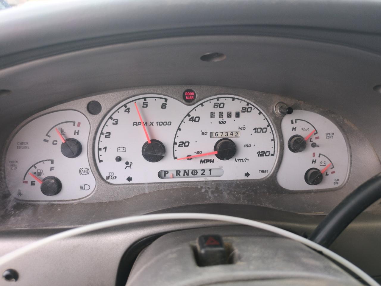 2001 Ford Explorer Sport Trac White vin: 1FMZU67E61UB59238