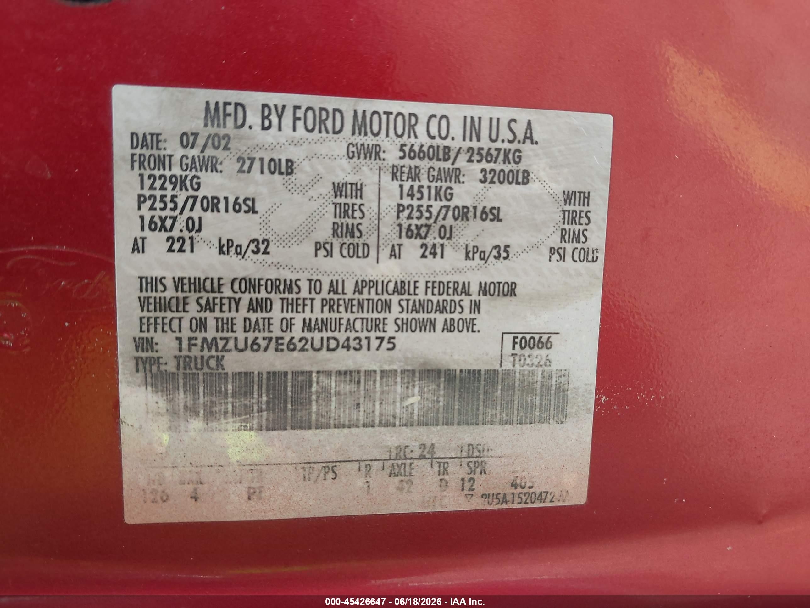 2002 Ford Explorer Sport Trac   Red vin: 1FMZU67E62UD43175