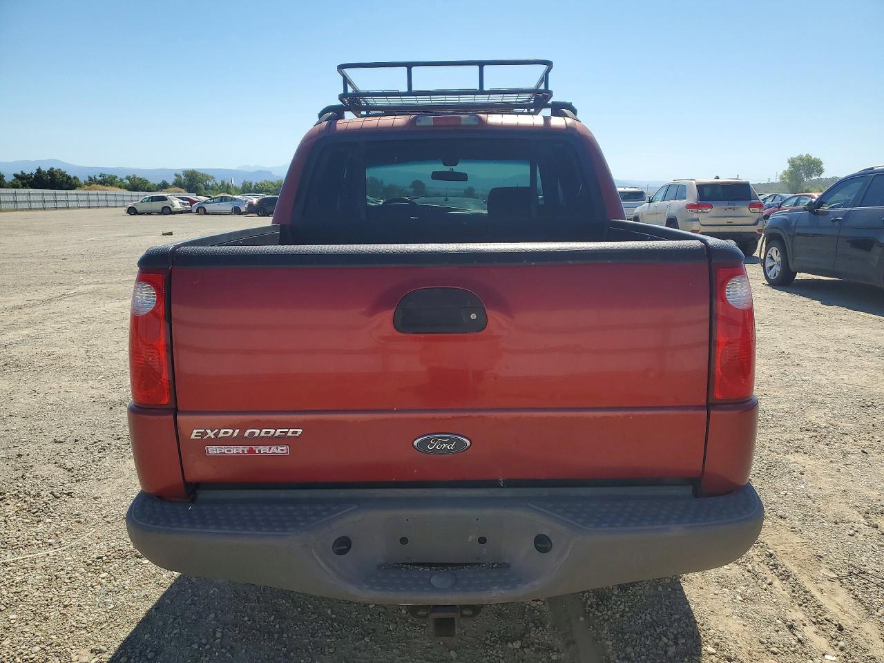 2001 Ford Explorer Sport Trac Red vin: 1FMZU67E71UB29116