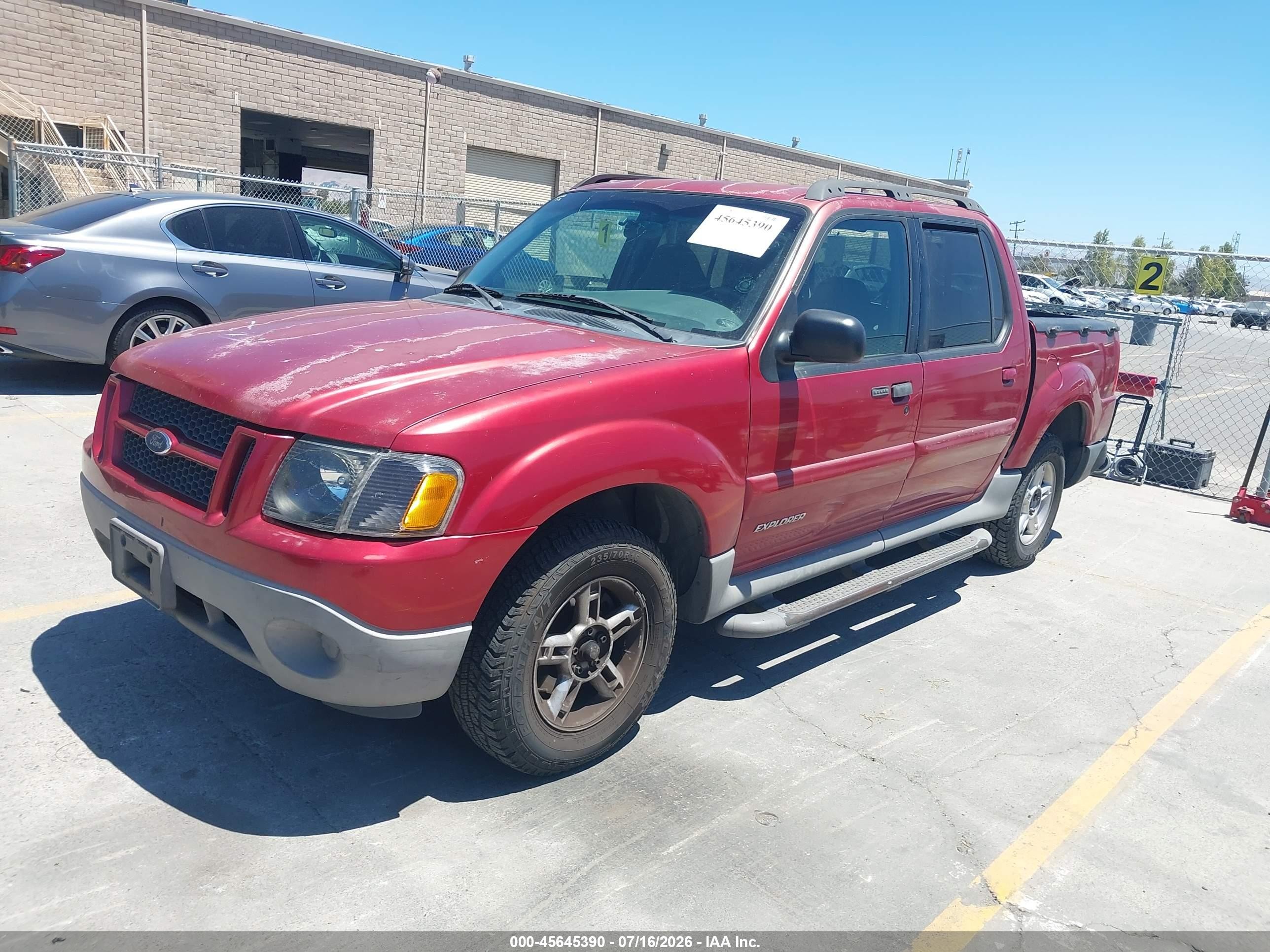 2001 Ford Explorer Sport Trac   Красный vin: 1FMZU67E71UC33766