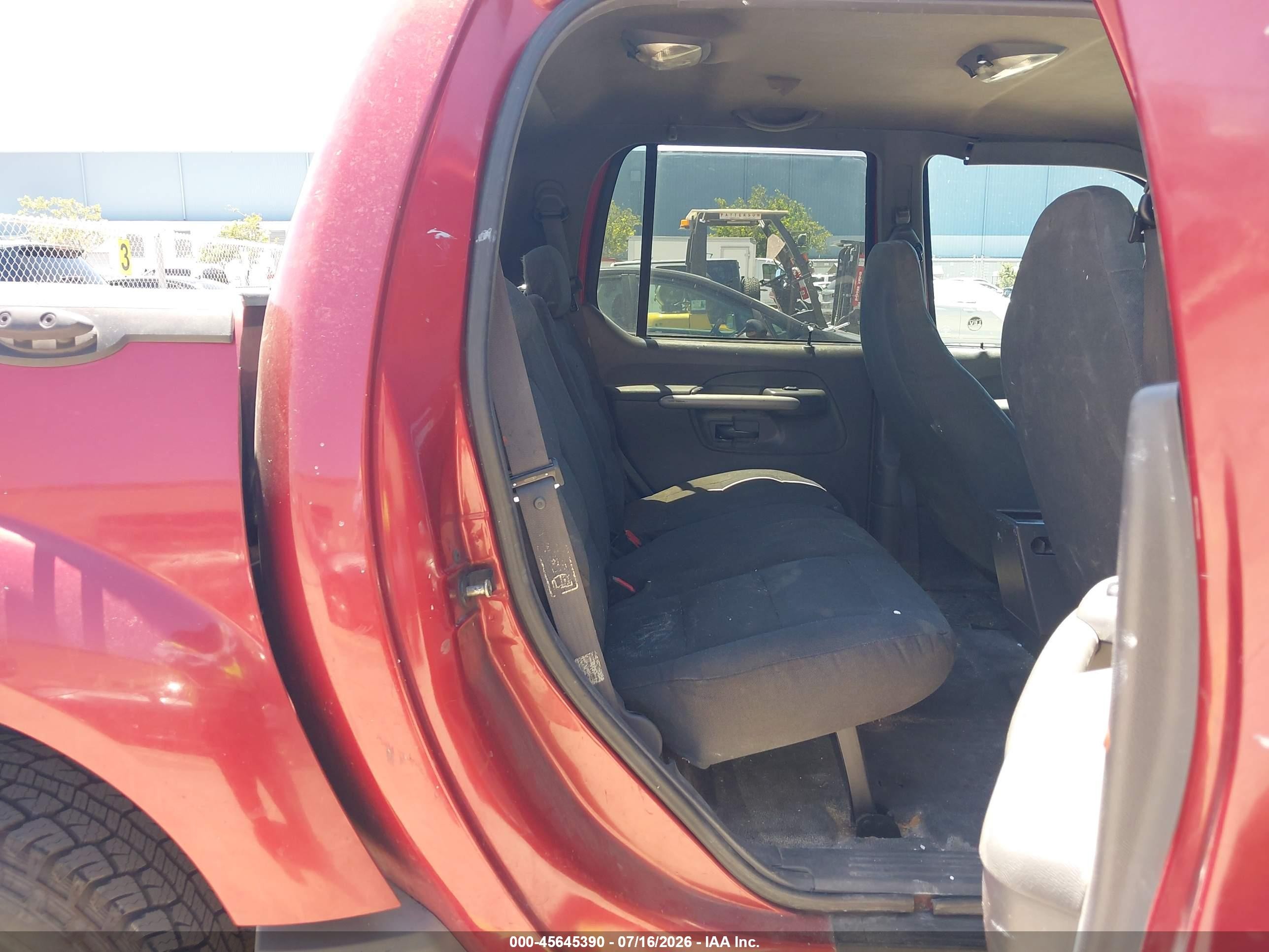 2001 Ford Explorer Sport Trac   Красный vin: 1FMZU67E71UC33766