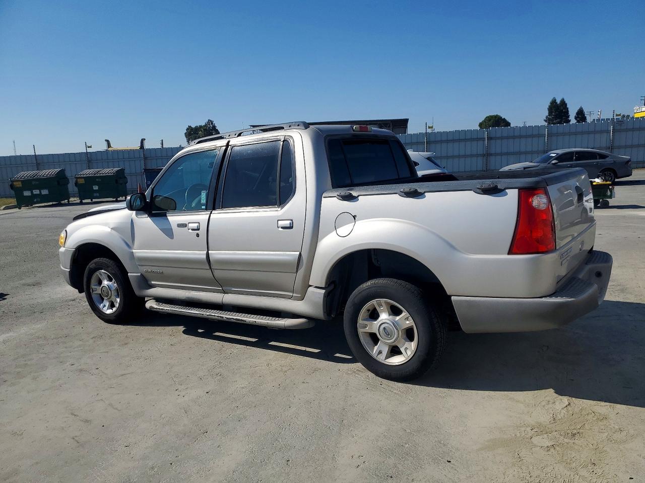 2002 Ford Explorer Sport Trac Silver vin: 1FMZU67E72UC57874