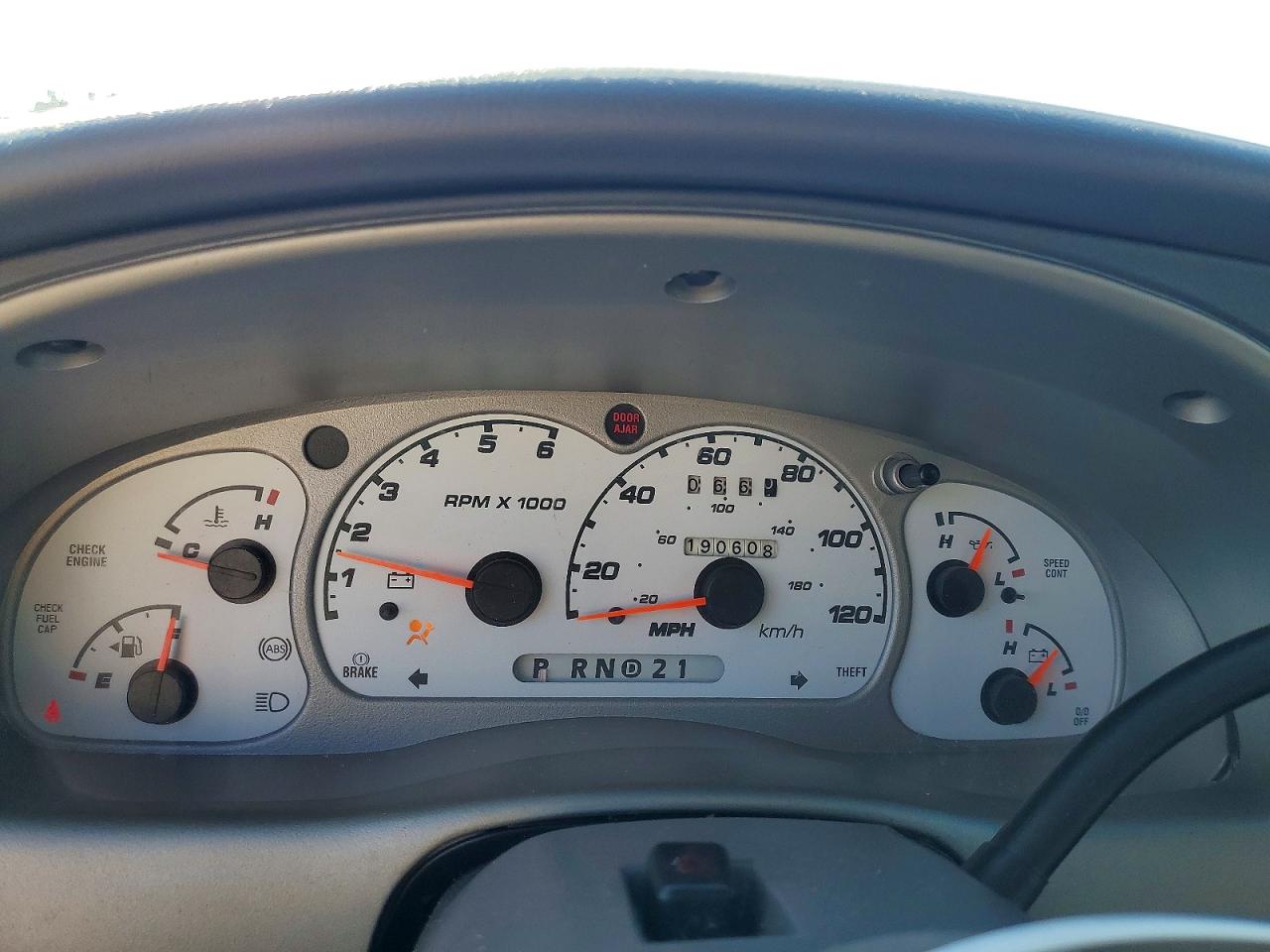 2002 Ford Explorer Sport Trac Silver vin: 1FMZU67E72UC57874