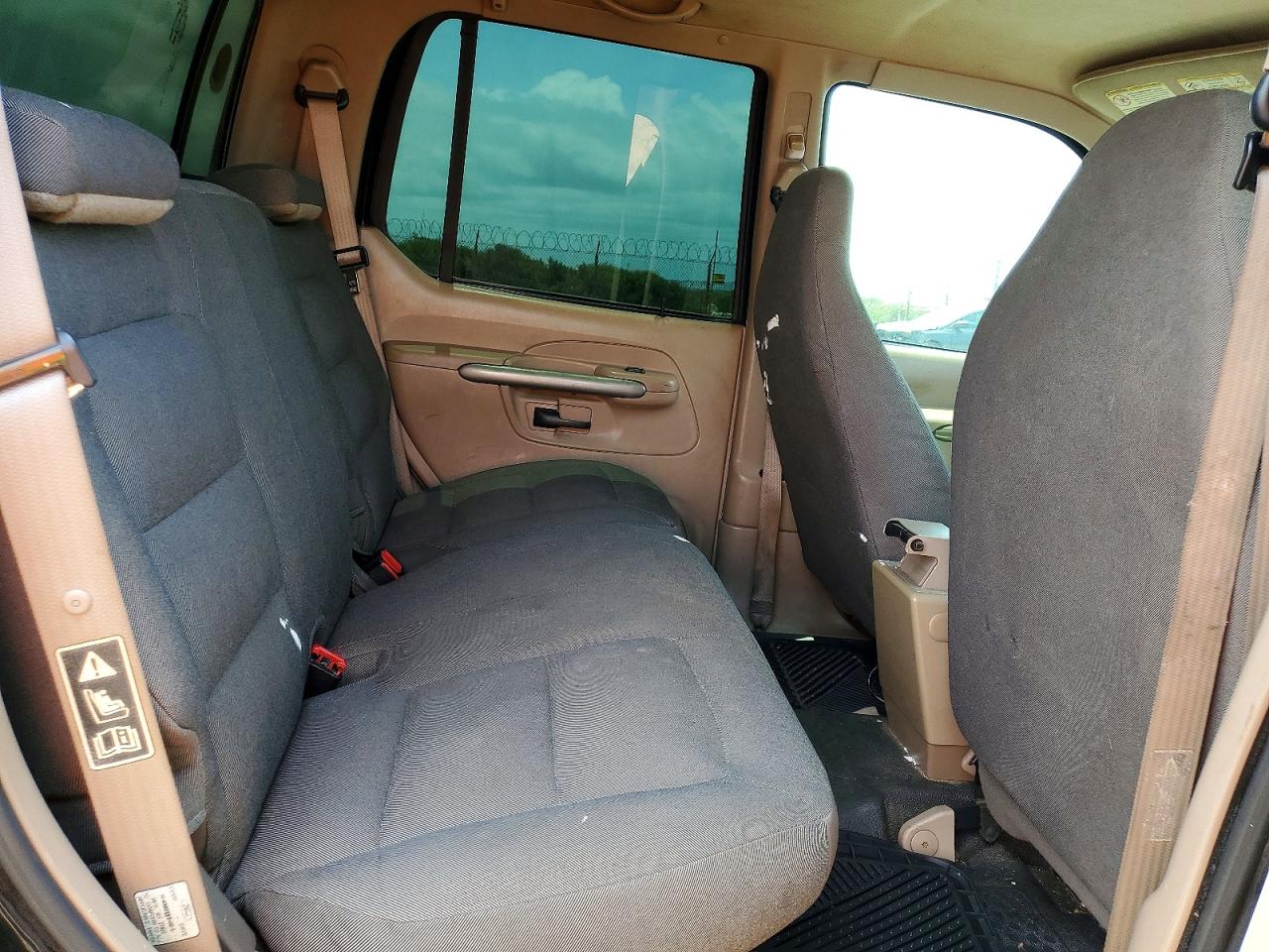 2002 Ford Explorer Sport Trac Черный vin: 1FMZU67E72UC99994