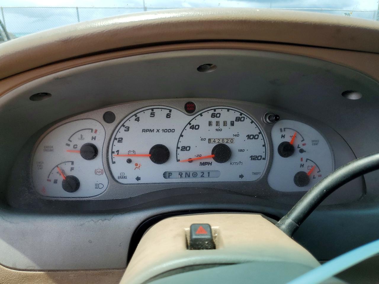 2002 Ford Explorer Sport Trac Черный vin: 1FMZU67E72UC99994