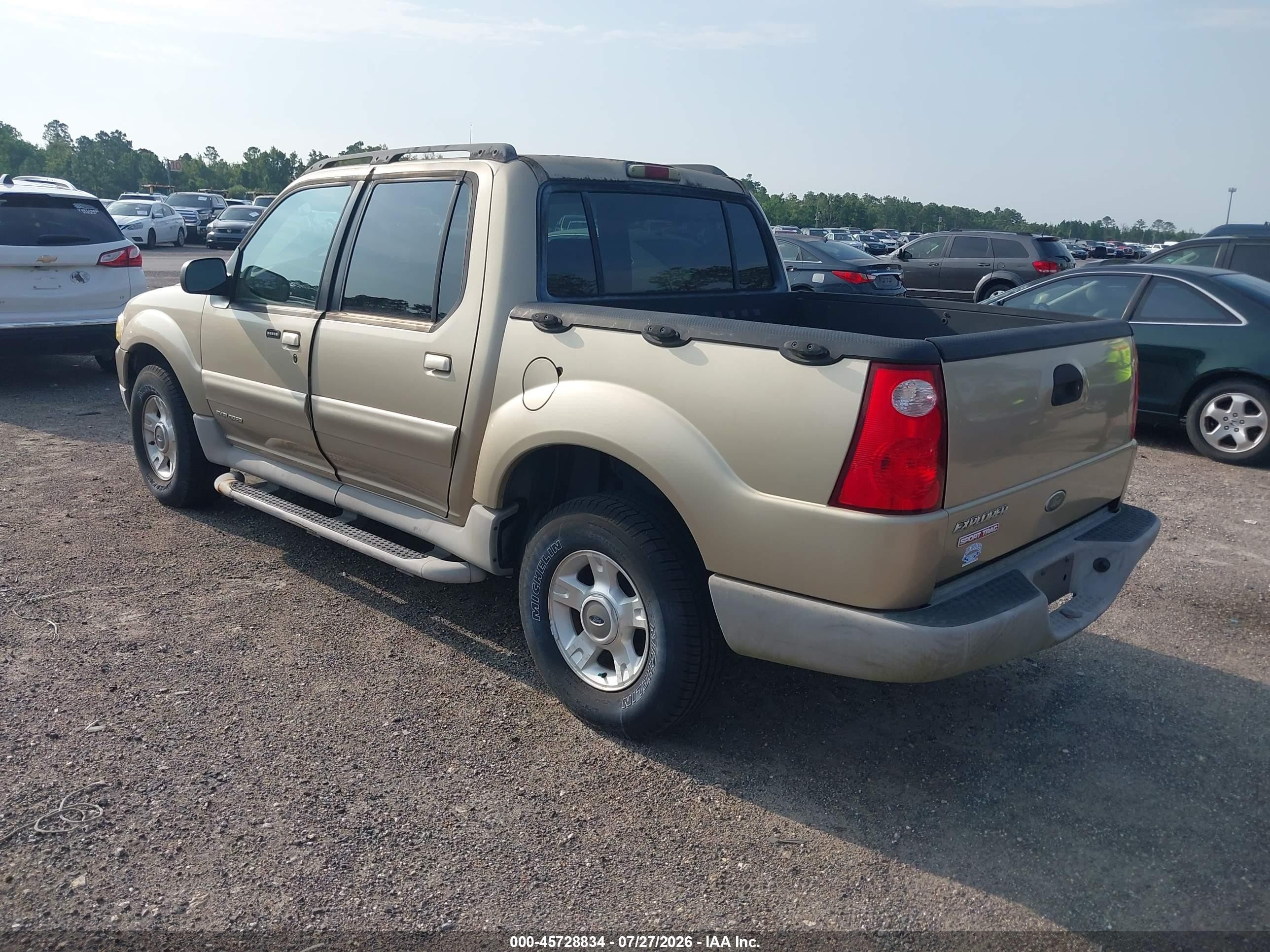 2002 Ford Explorer Sport Trac   Gold vin: 1FMZU67E72UD13912