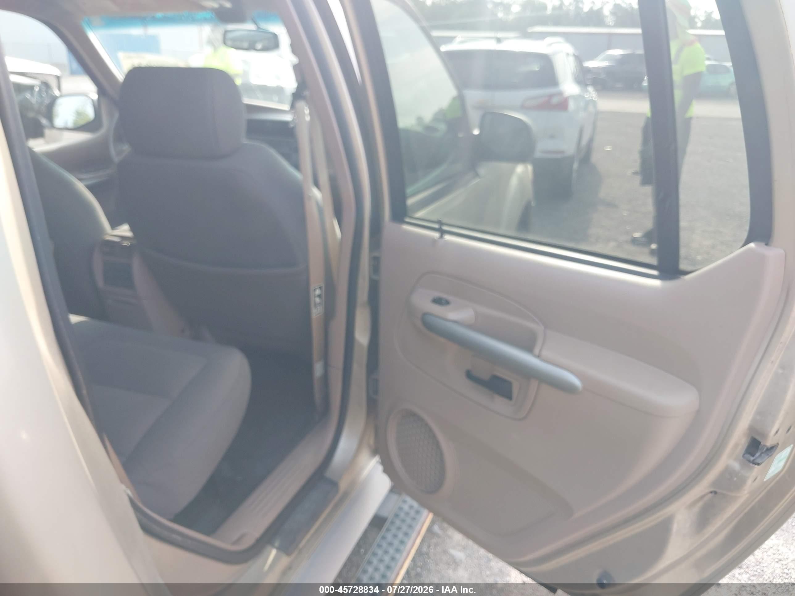 2002 Ford Explorer Sport Trac   Gold vin: 1FMZU67E72UD13912