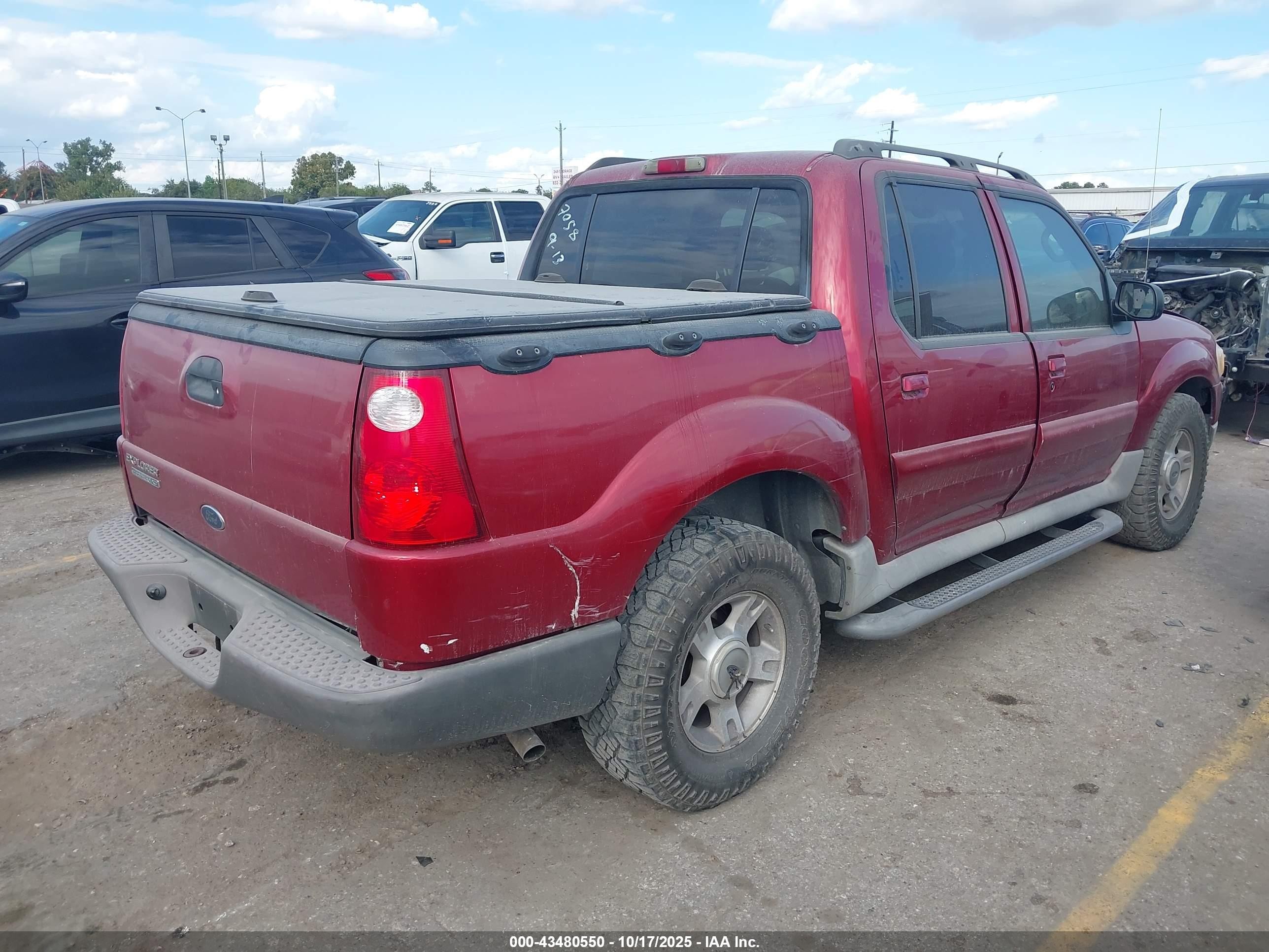 2003 Ford Explorer Sport Trac Xls/xlt Red vin: 1FMZU67E73UB67058
