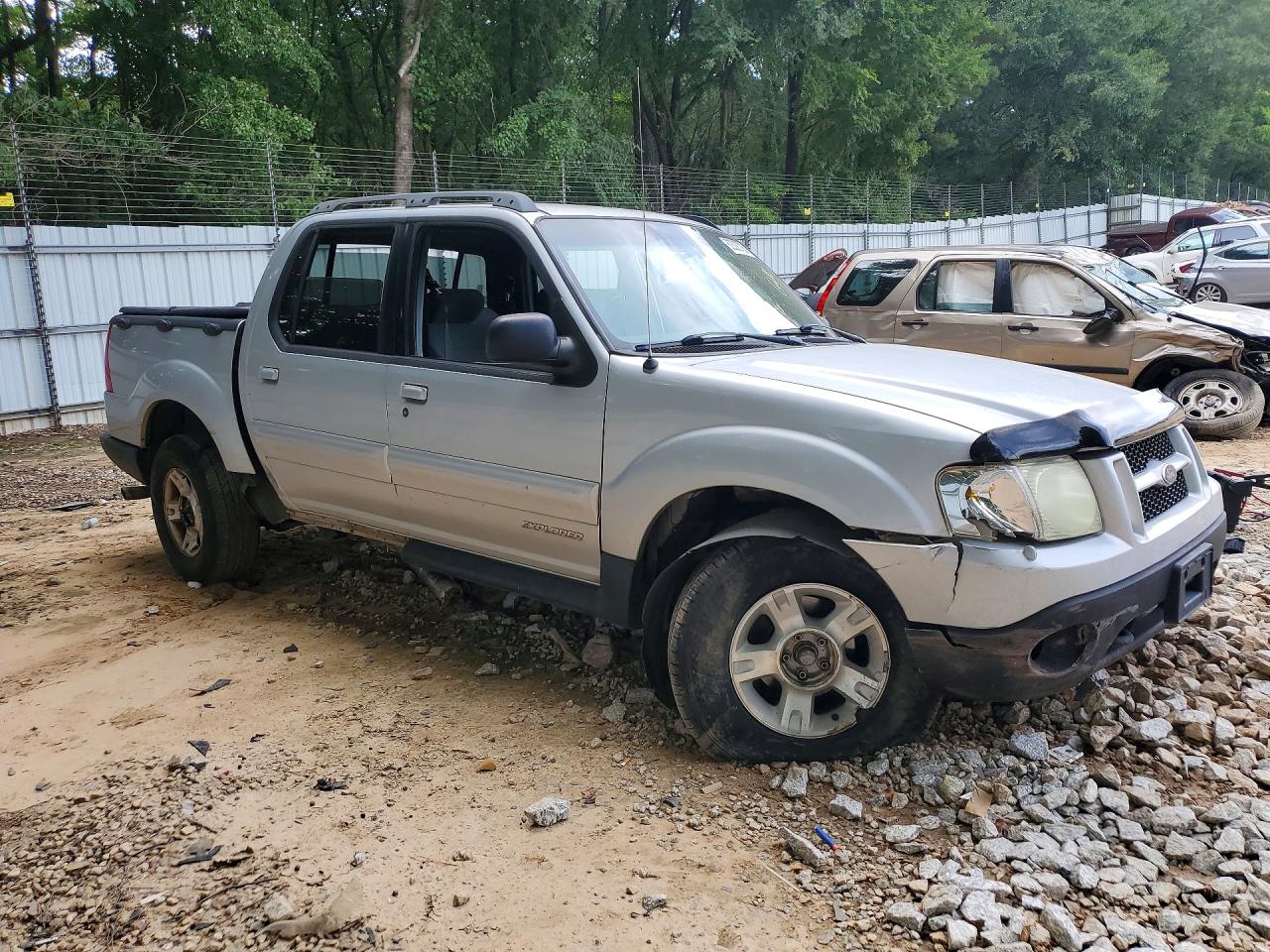 2002 Ford Explorer Sport Trac Silver vin: 1FMZU67E82UB48159