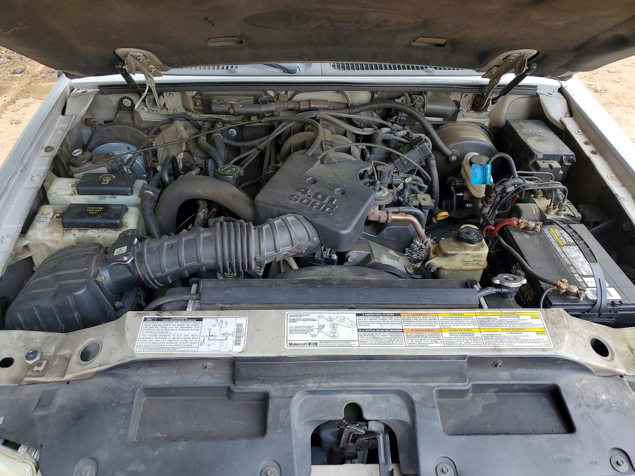 2002 Ford Explorer Sport Trac Silver vin: 1FMZU67E82UB48159