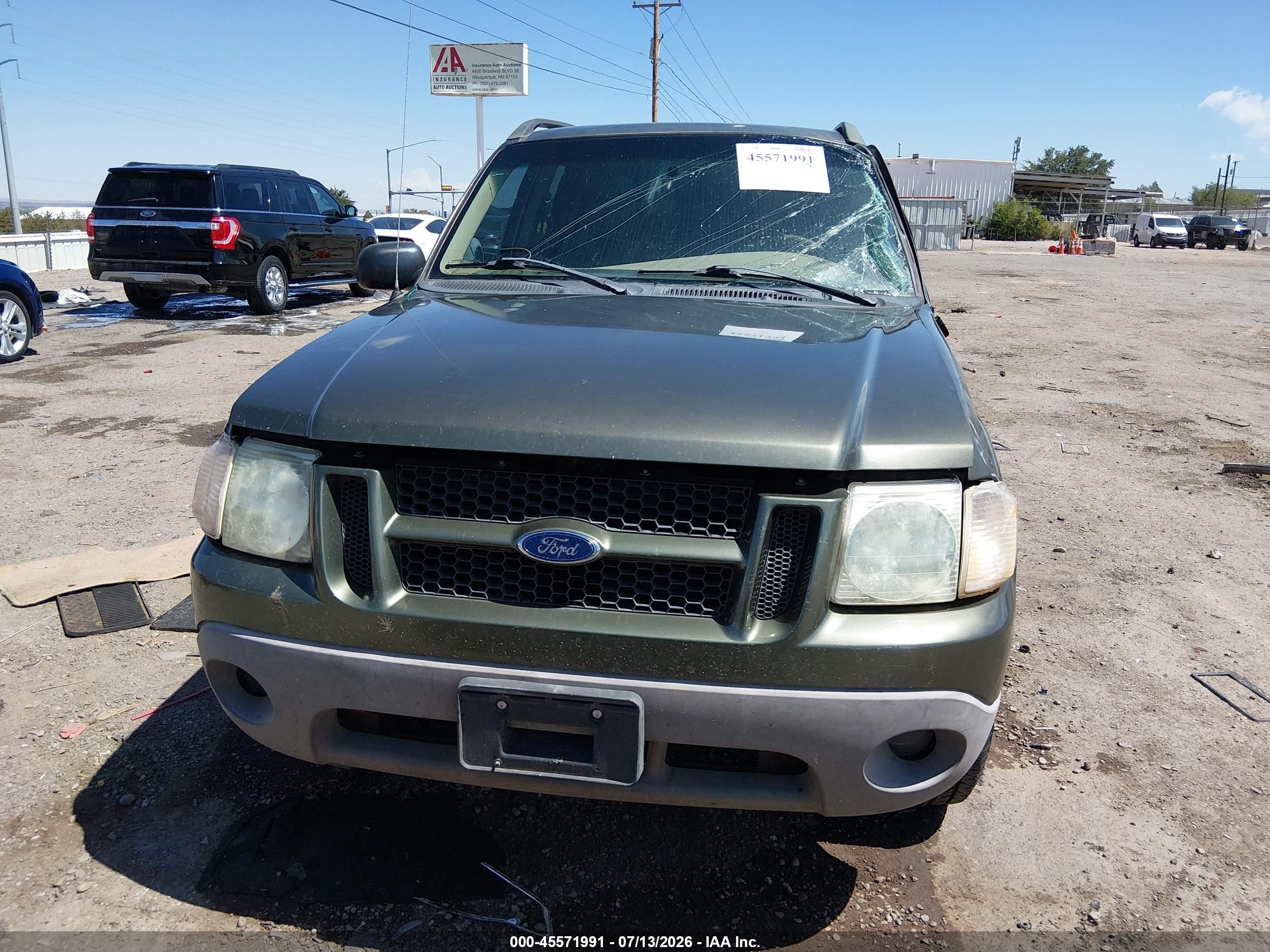 2002 Ford Explorer Sport Trac   Green vin: 1FMZU67E82UB86118