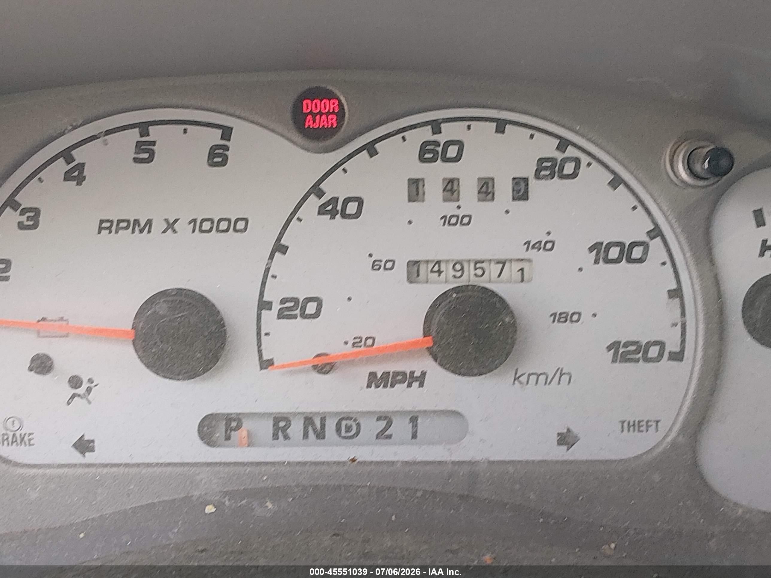 2002 Ford Explorer Sport Trac   Silver vin: 1FMZU67E92UB44931