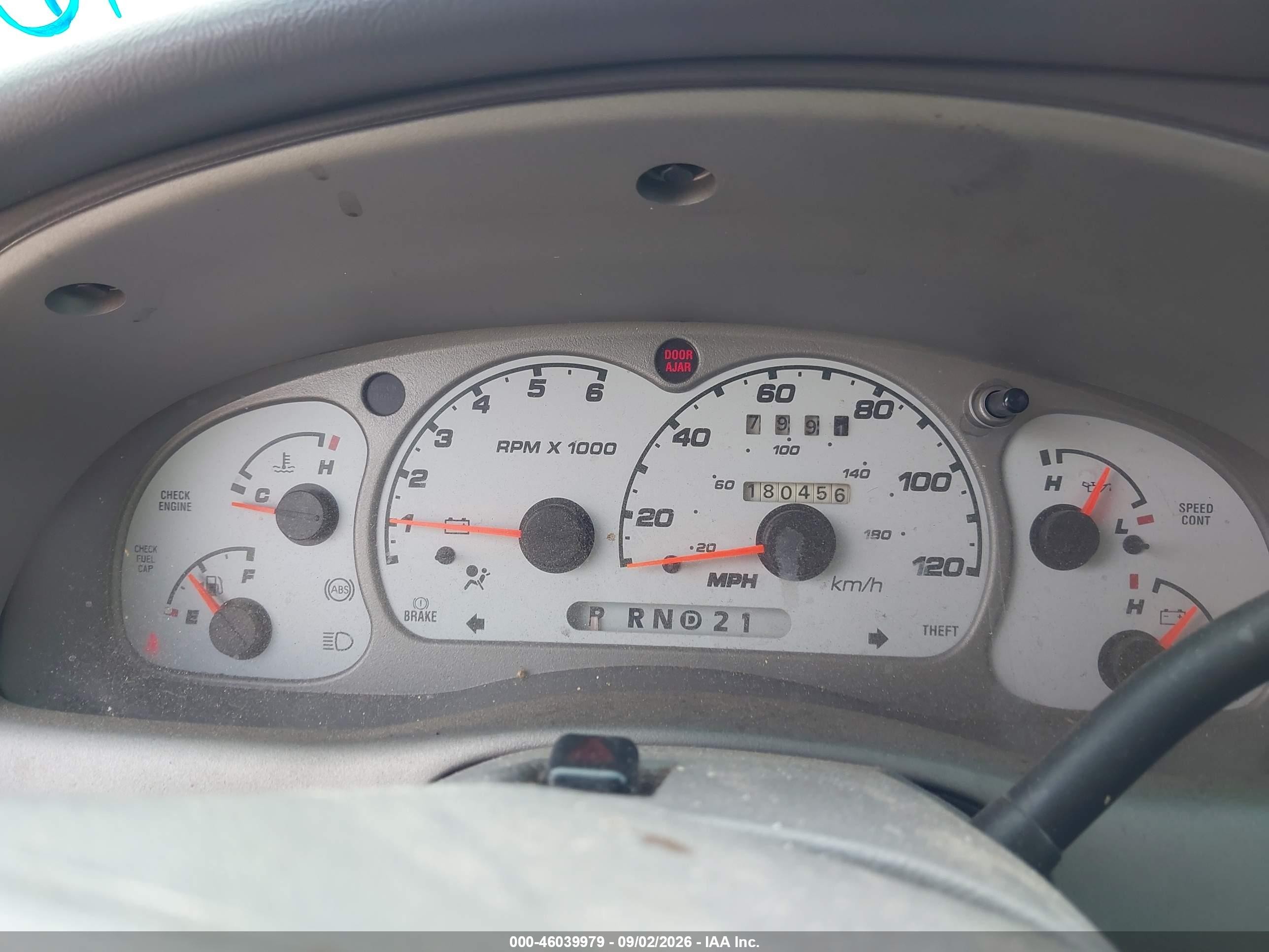 2002 Ford Explorer Sport Trac   White vin: 1FMZU67E92UB99153