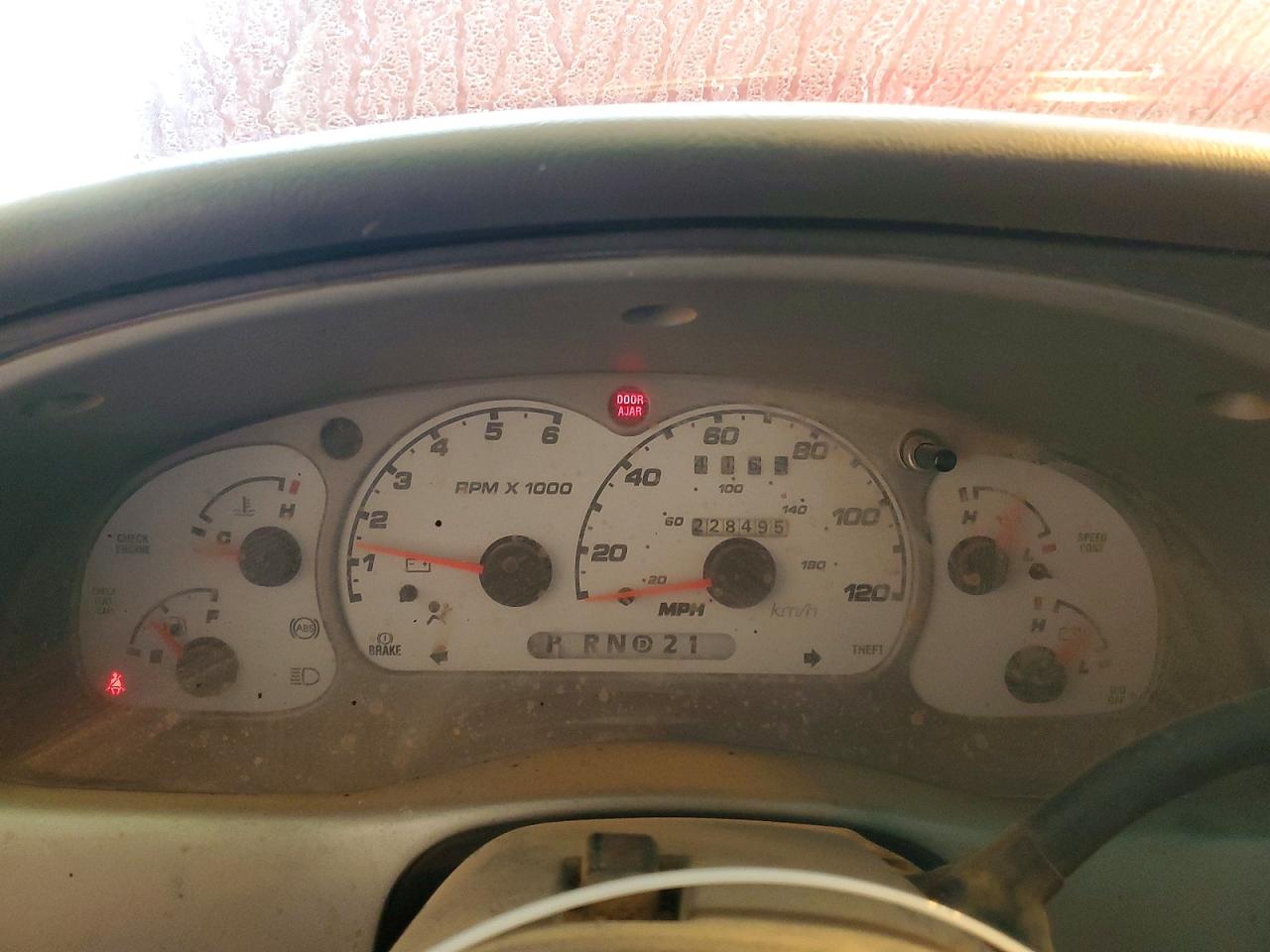 2002 Ford Explorer Sport Trac Red vin: 1FMZU67EX2UB18418