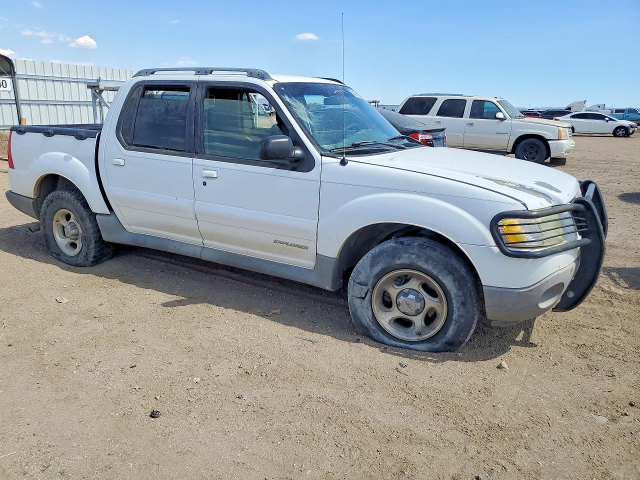 2002 Ford Explorer Sport Trac White vin: 1FMZU67EX2UB85892