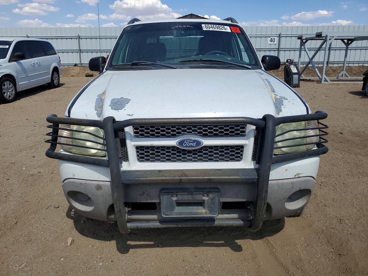 2002 Ford Explorer Sport Trac White vin: 1FMZU67EX2UB85892