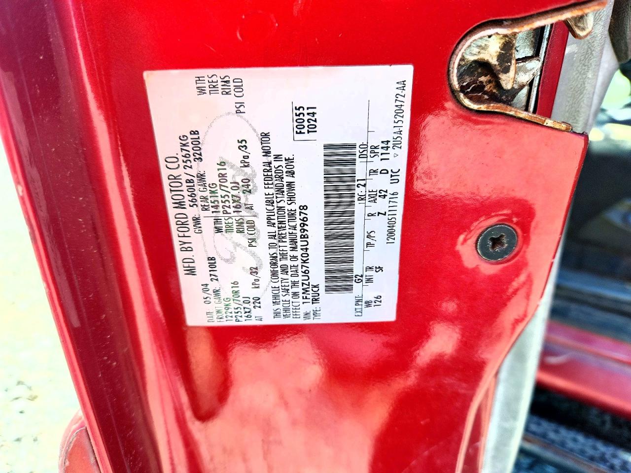 2004 Ford Explorer Sport Trac Red vin: 1FMZU67K04UB99678