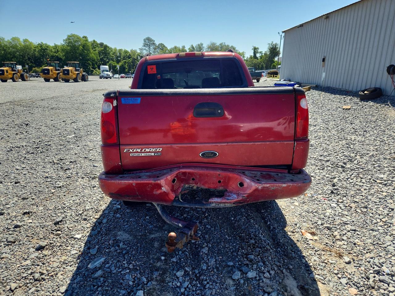 2004 Ford Explorer Sport Trac Red vin: 1FMZU67K04UB99678