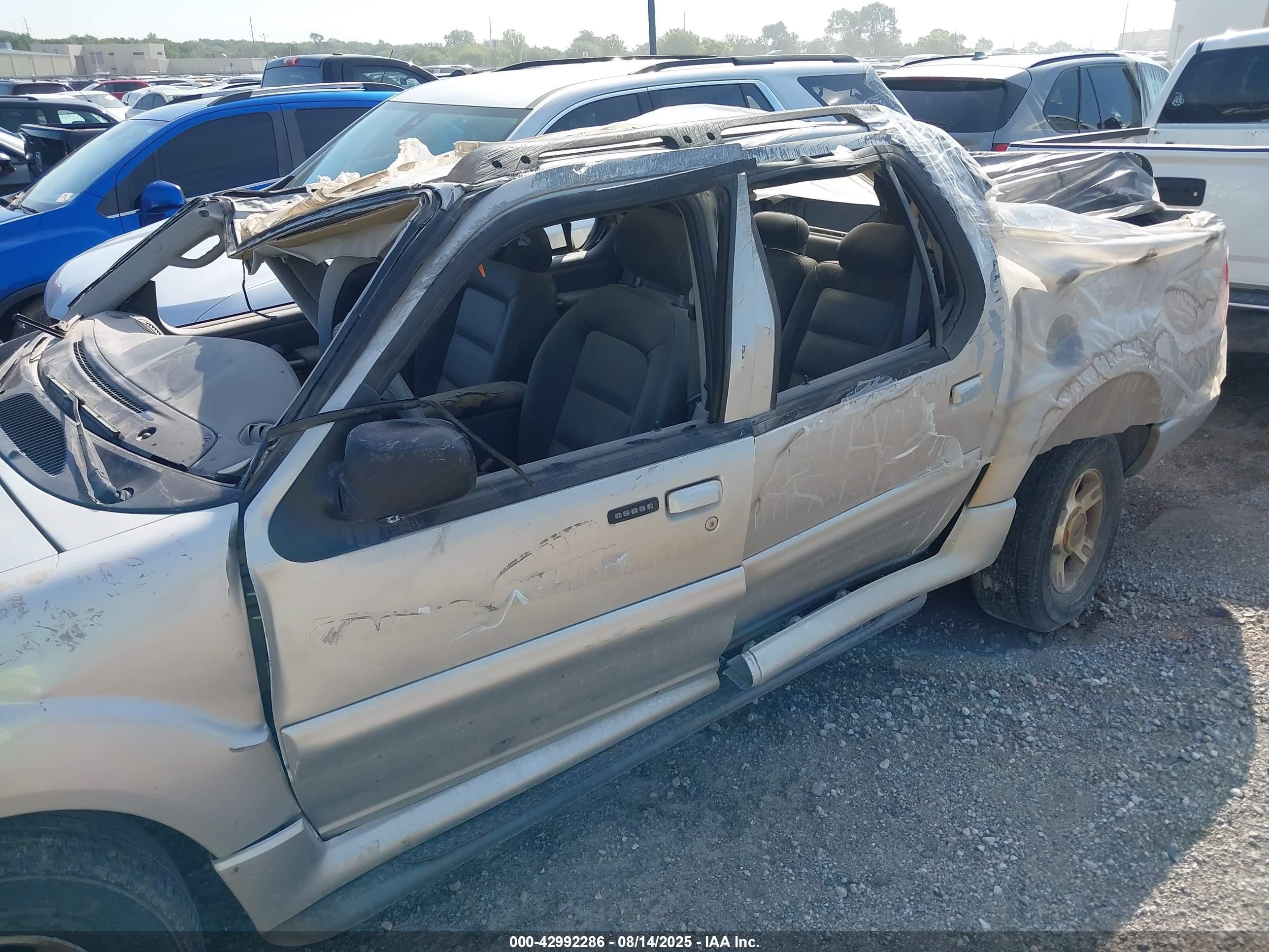 2004 Ford Explorer Sport Trac Adrenalin/xls/xlt Silver vin: 1FMZU67K14UB52983