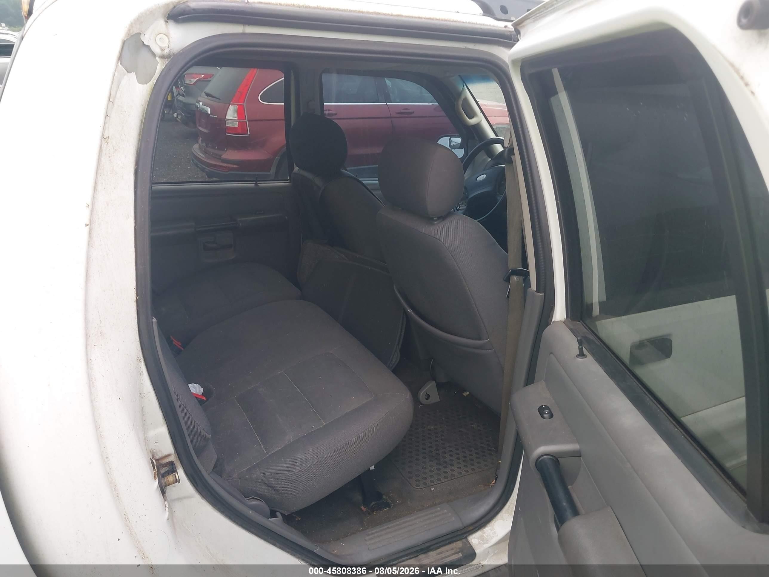 2005 Ford Explorer Sport Trac Adrenalin/xls/xlt White vin: 1FMZU67K15UB07608