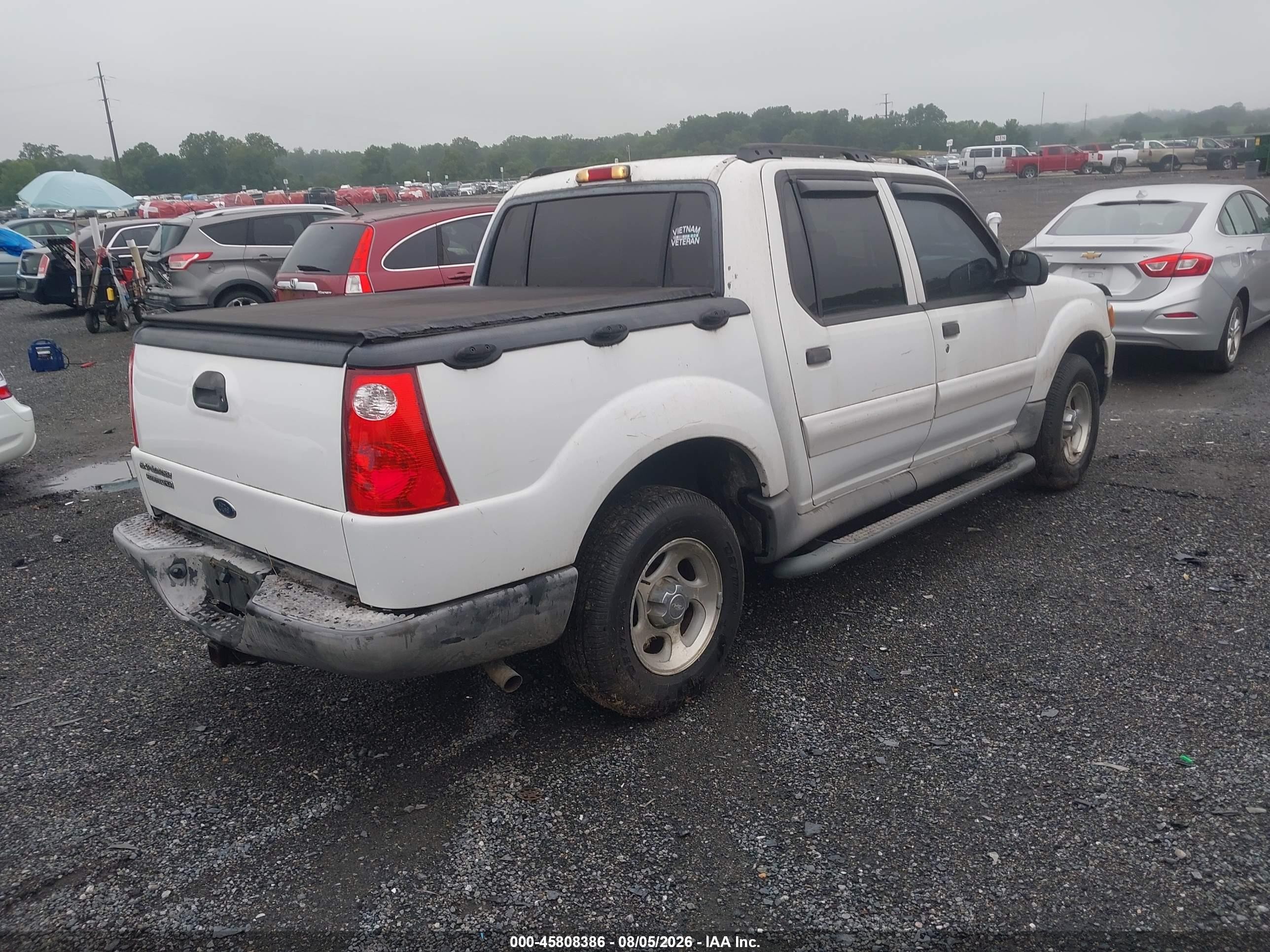 2005 Ford Explorer Sport Trac Adrenalin/xls/xlt White vin: 1FMZU67K15UB07608