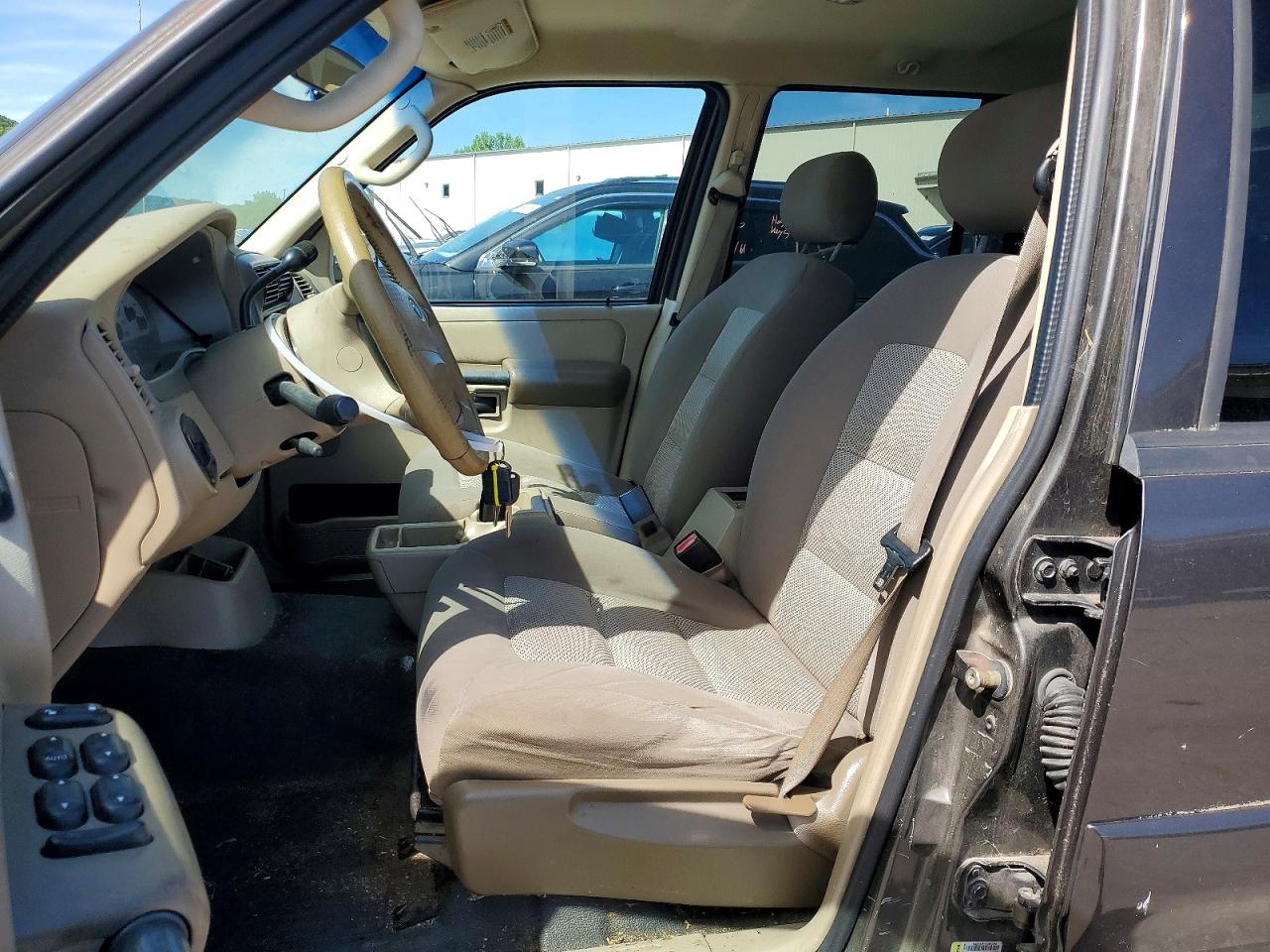 2005 Ford Explorer Sport Trac Коричневый vin: 1FMZU67K15UB93390