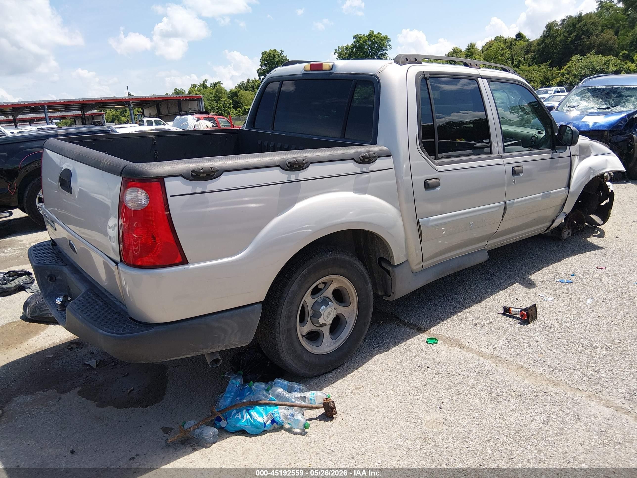 2004 Ford Explorer Sport Trac Adrenalin/xls/xlt Silver vin: 1FMZU67K34UB58476